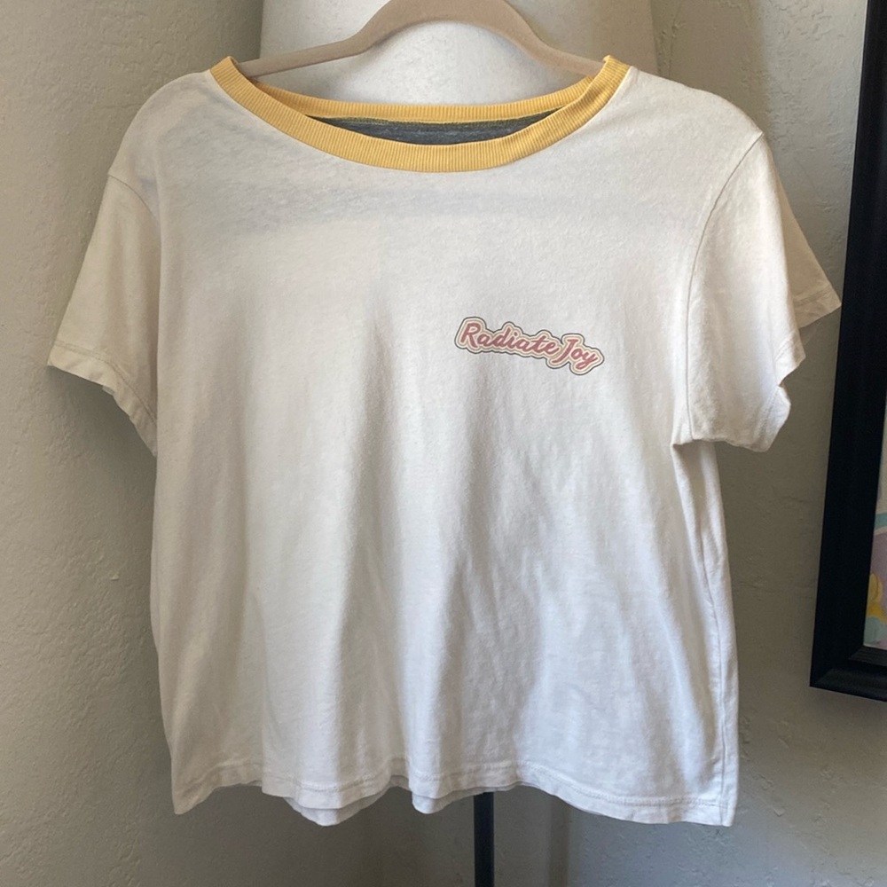 Retro Graphic Tee 100% Cotton ‘Radiate Joy’ 70s inspired hippie good vibes